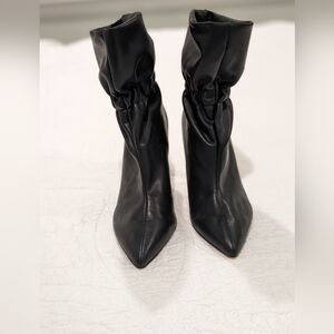 NWT Express Black Boots- Size 7